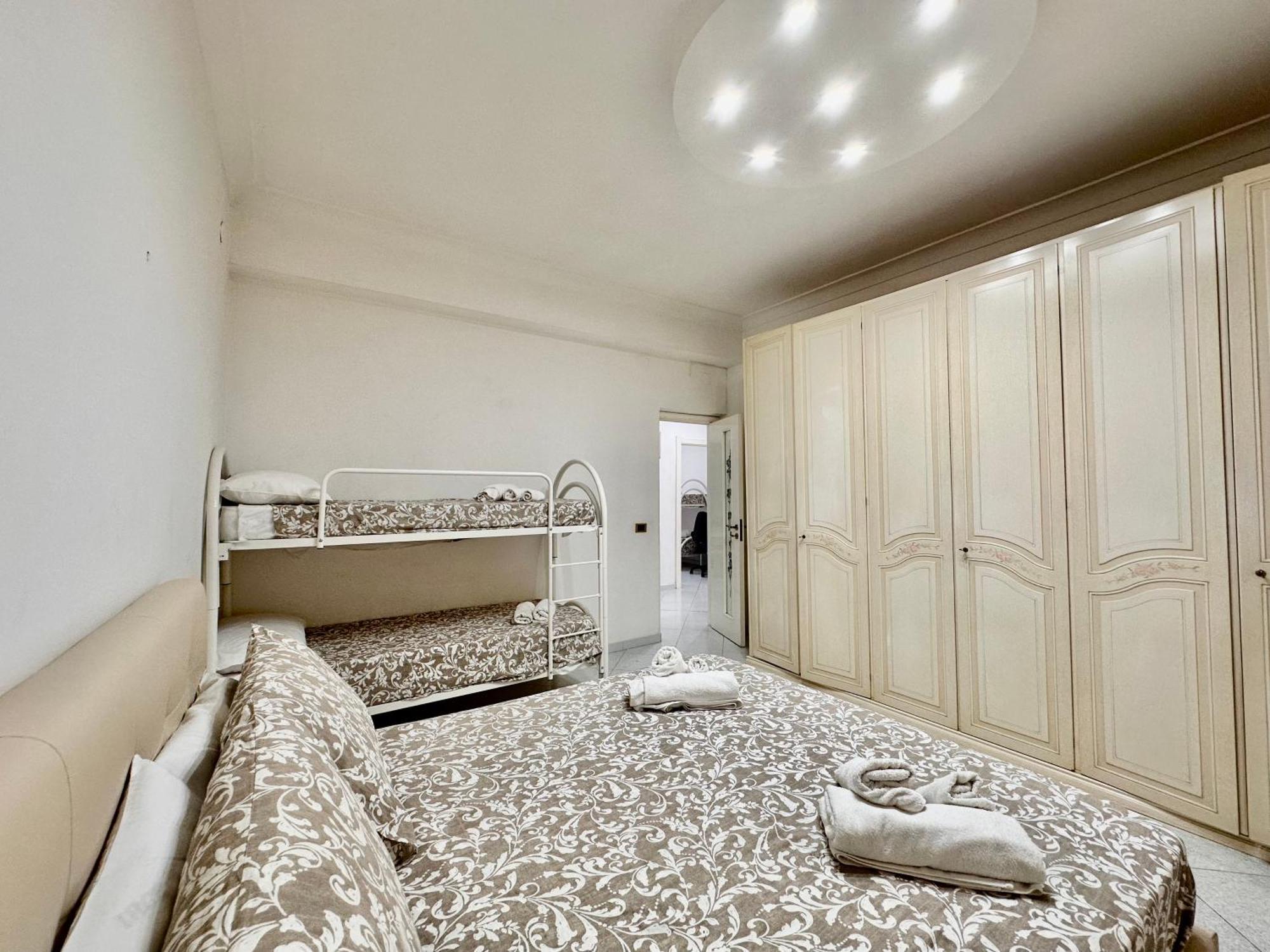 Casa Vacanze Bergame Villa Napoli Esterno foto
